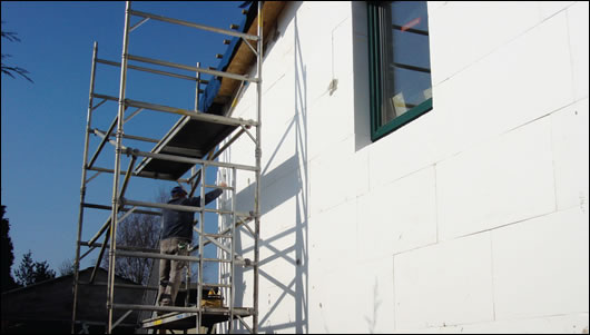 The whole house was insulated externally with EPS The whole house was insulated externally with EPS