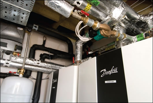 the Danfoss heat pump system