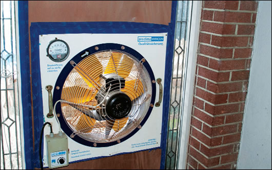 Proclima Wincon fan to help quality control on site prior to blower door testing Proclima Wincon fan to help quality control on site prior to blower door testing