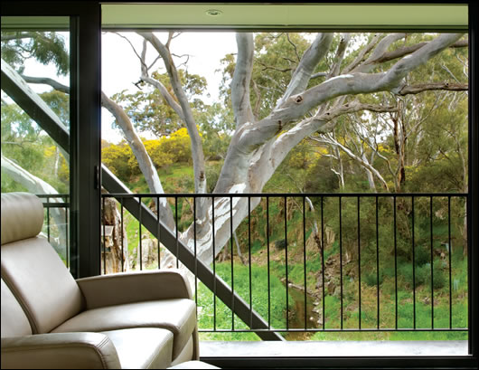 Max Pritchard's Bridge House spans a creek outside Adelaide, Australia Max Pritchard's Bridge House spans a creek outside Adelaide, Australia